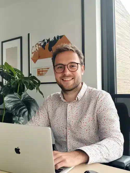 App-Developer-Outsourcing-move-marketing